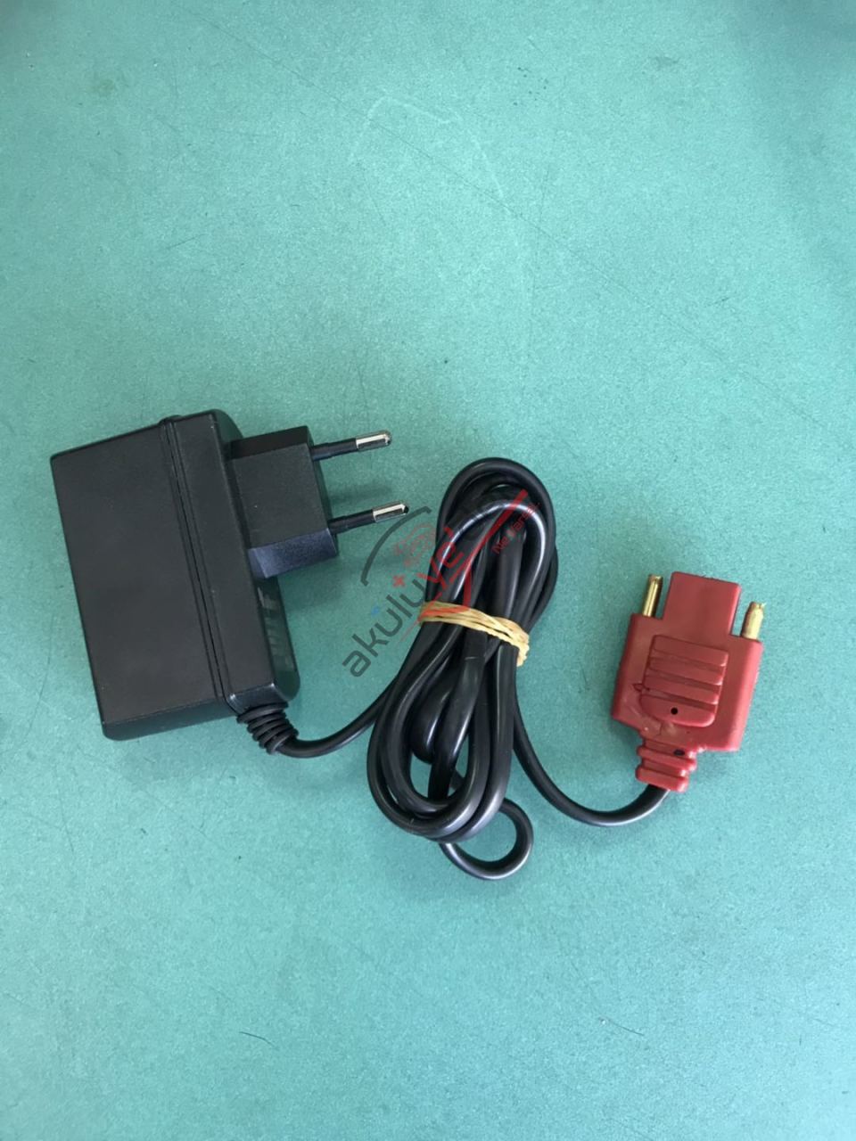 ALİŞ 12V ESKİ TİP ŞARJ ALETİ ÇİFTLİ