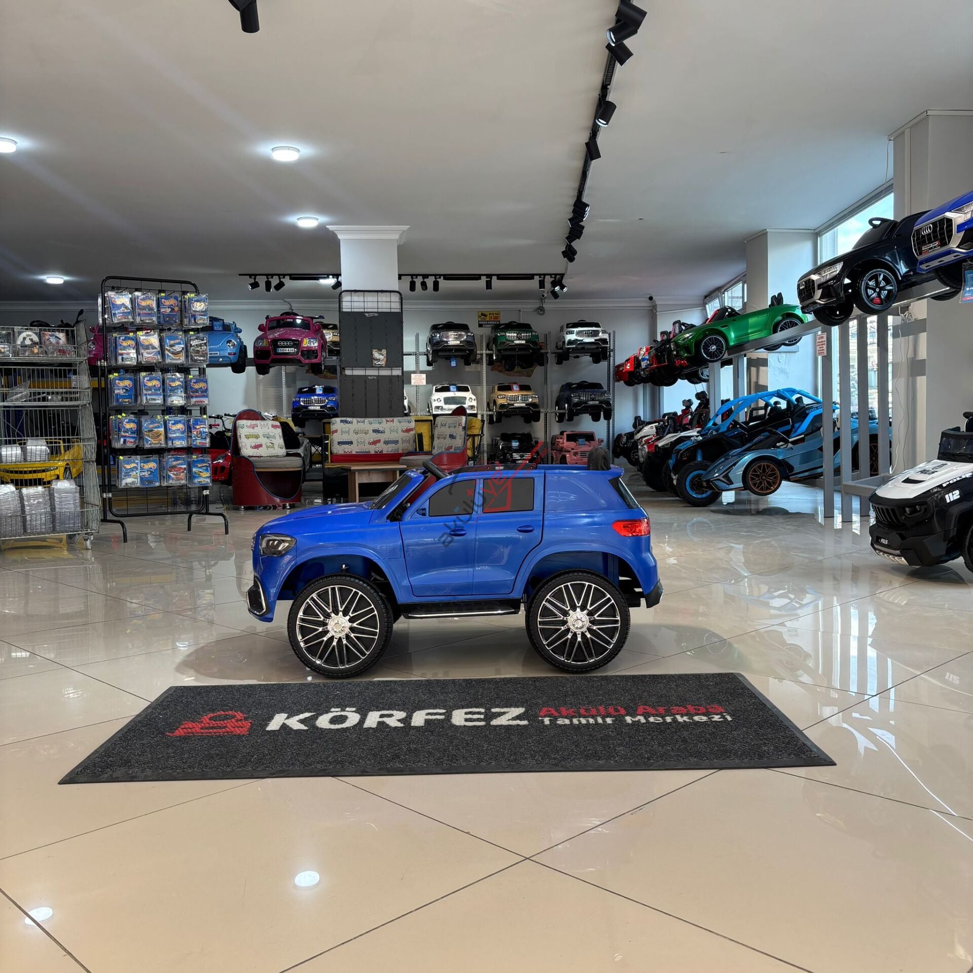 Akar Admıre GT Uzaktan Kumandalı 4X2 12 VOLT Akülü