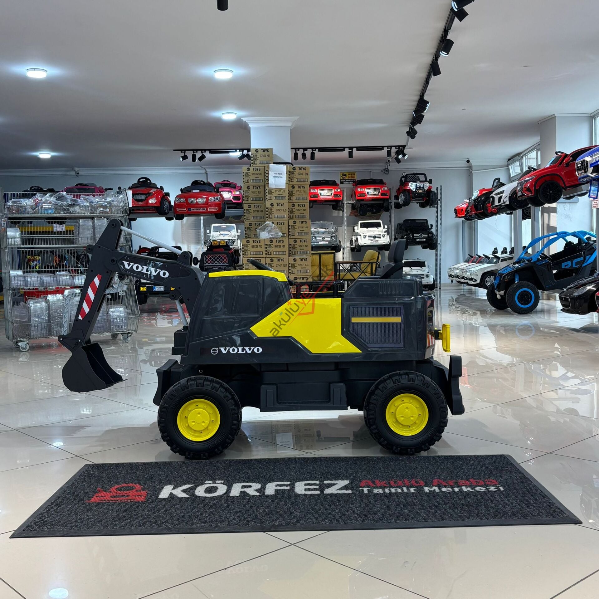 Volvo AKÜLÜ VOLVO KEPÇE DK