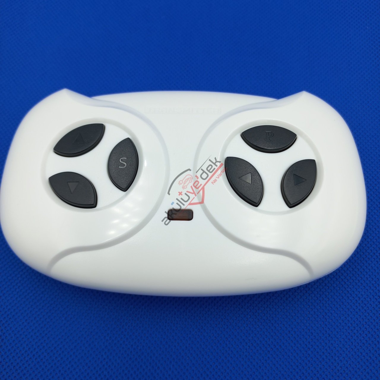 TRANSMİTTER 2.4G AKÜLÜ ARABA KUMANDASI