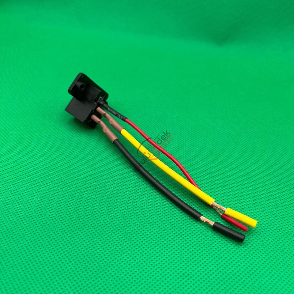 PİLSAN AKÜLÜ ARABA ŞARJ SOKETİ 3 KABLOLU