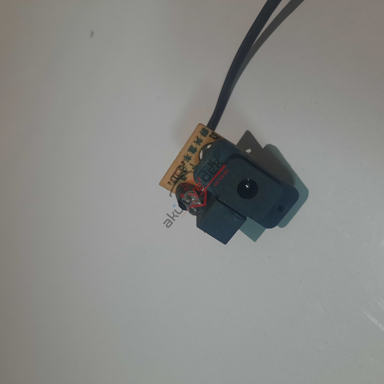 MERCEDES ML350 6V AKÜLÜ ARABA ŞARJ SOKETİ