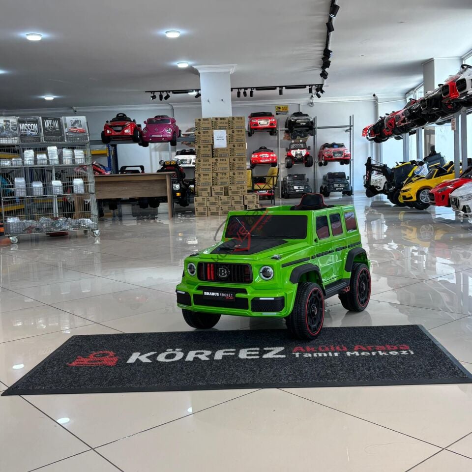 BRABUS ROCKET 900 – Premium akülü araba