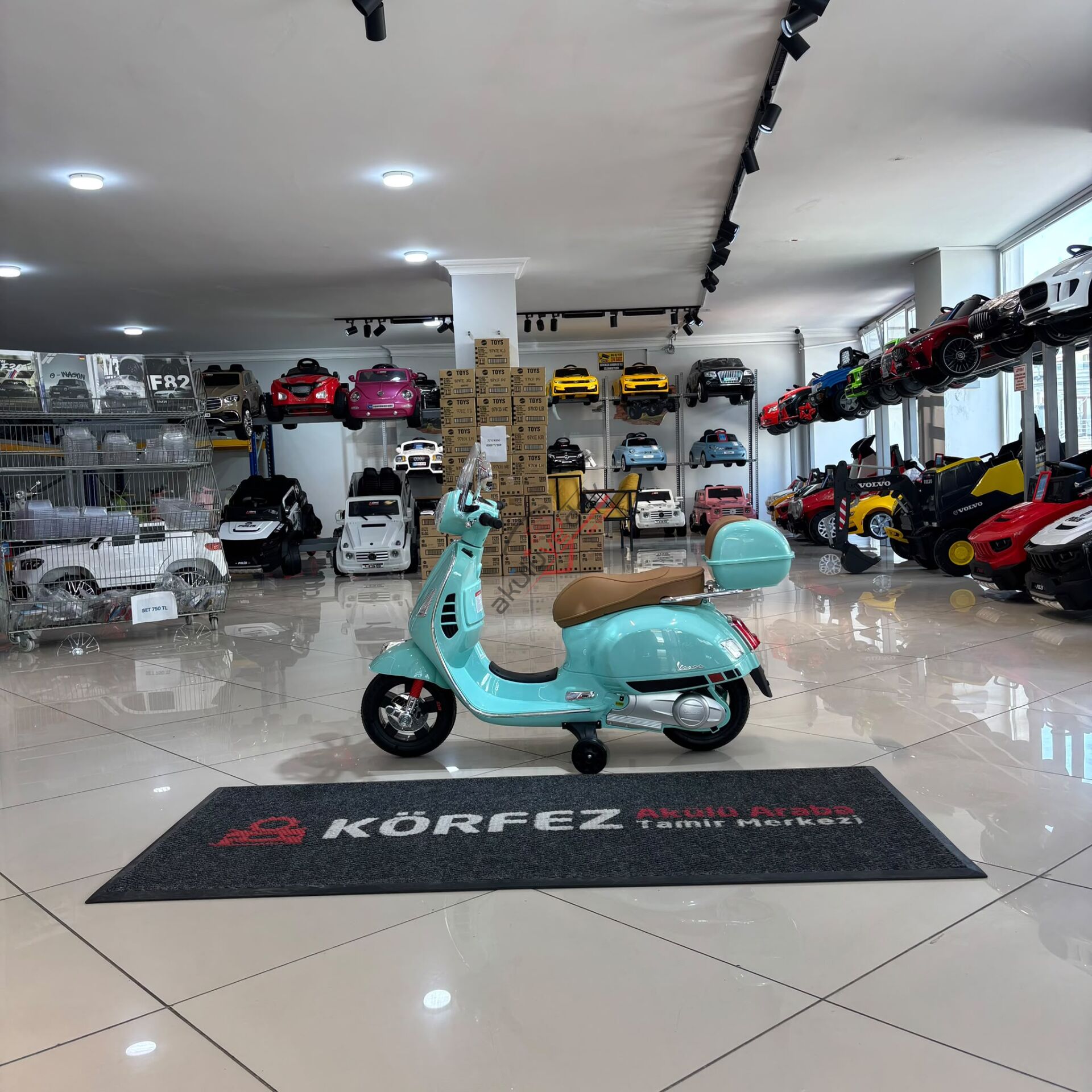 LİSANSLI VESPA GT5 12V AKÜLÜ ÇOCUK MOTORU