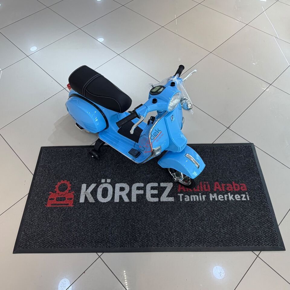lisanslı Vespa çocuk akülü motosikleti