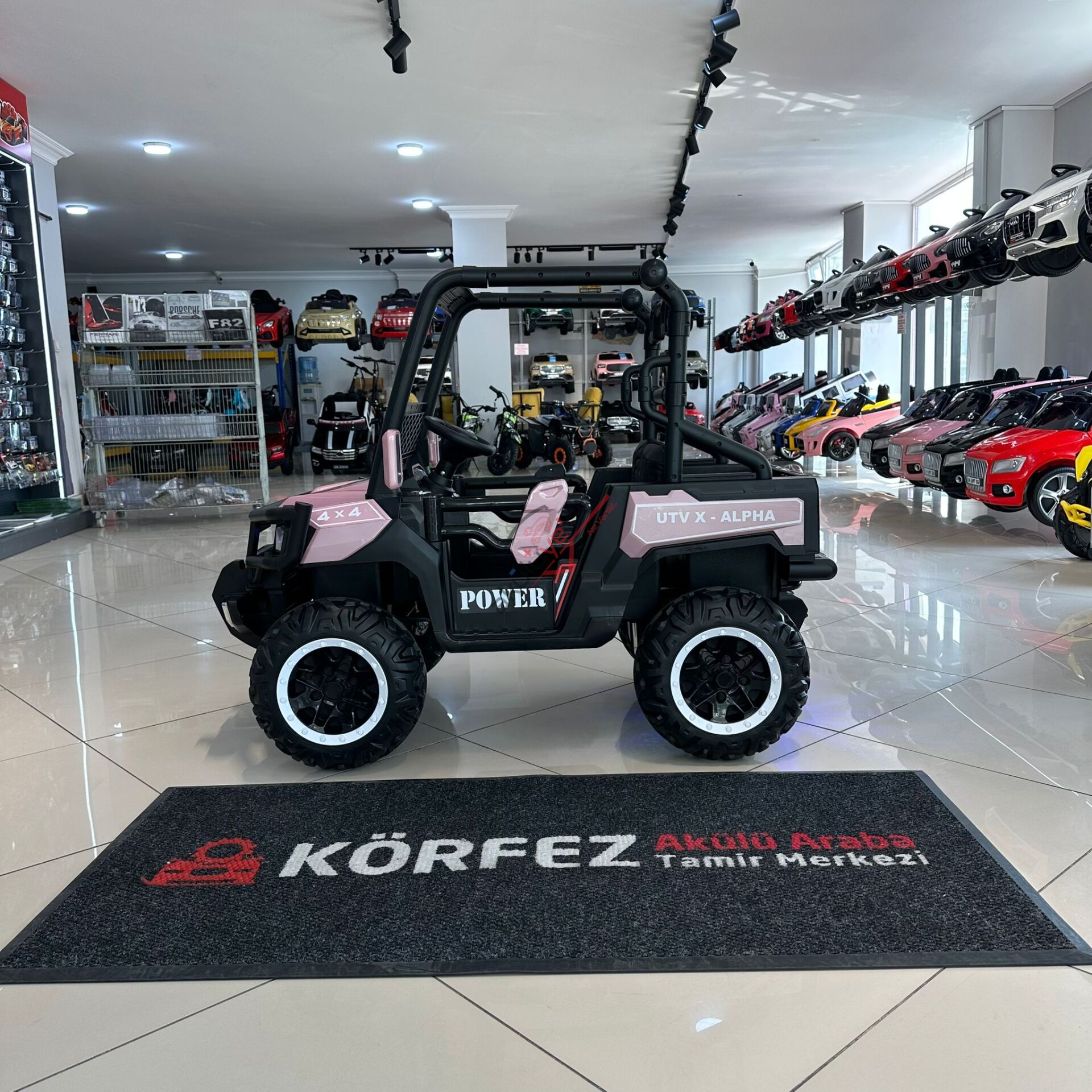 UTV X-ALPHA 4x4