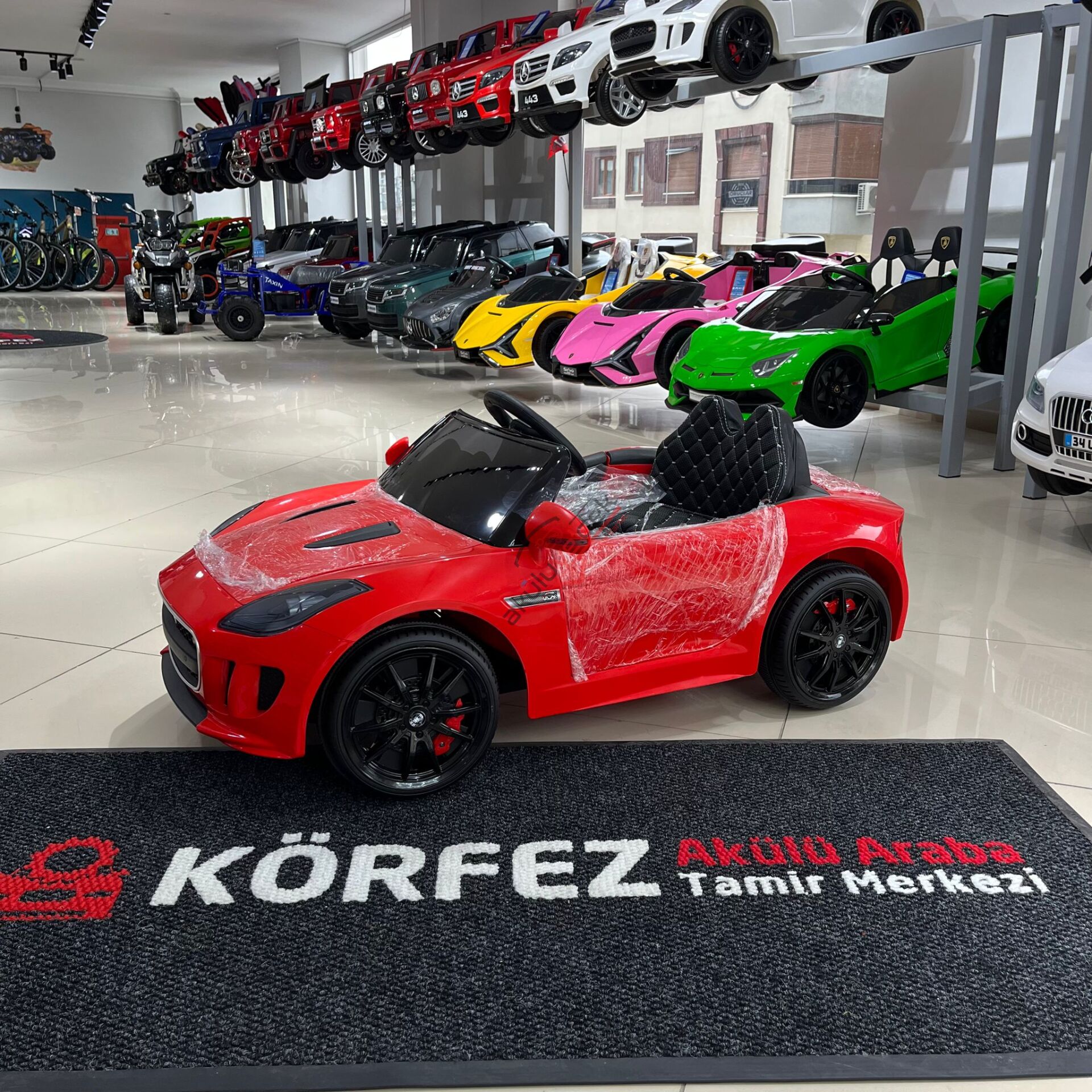 442 COUGAR AKÜLÜ ARABA 12V KUMANDALI -KIRMIZI