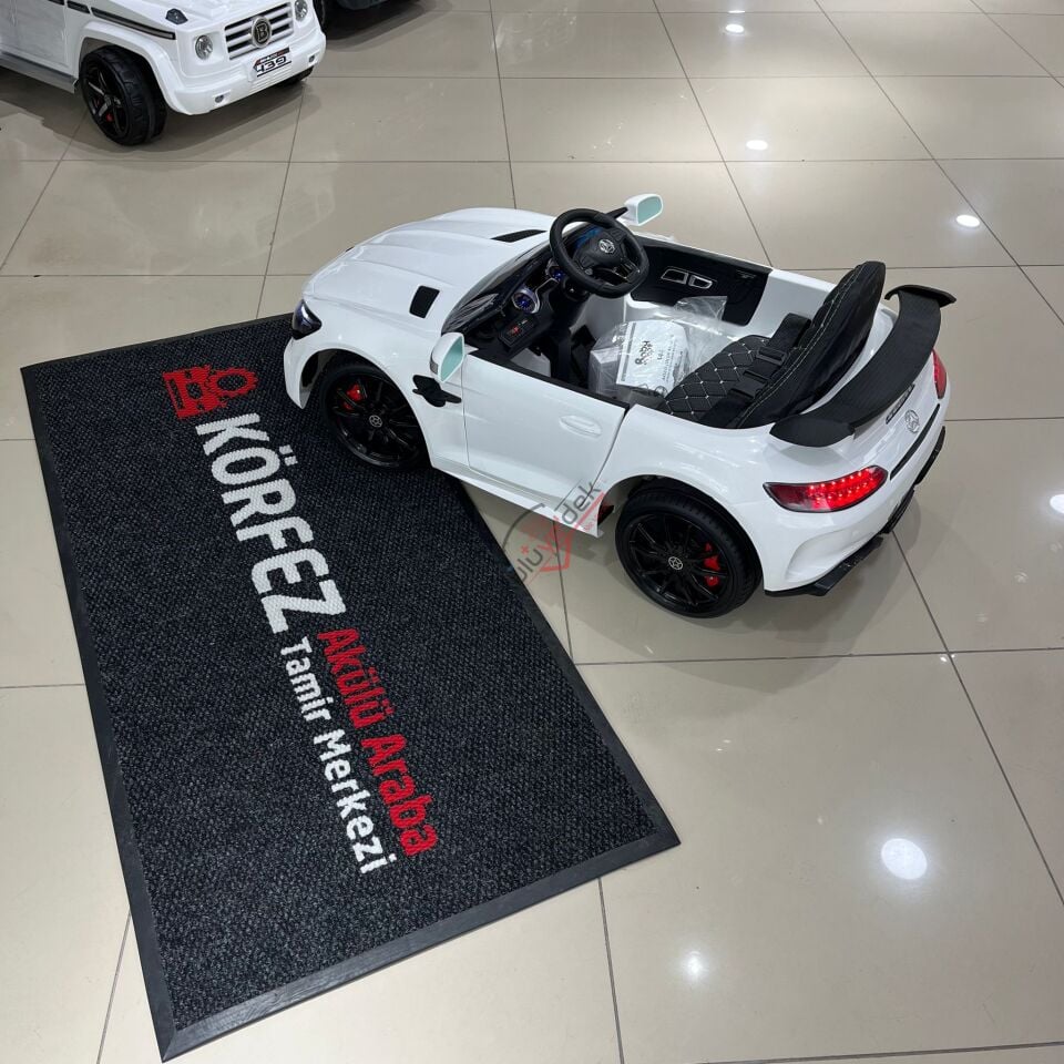 444 GTR SPORT AKÜLÜ ARABA 12V - BEYAZ