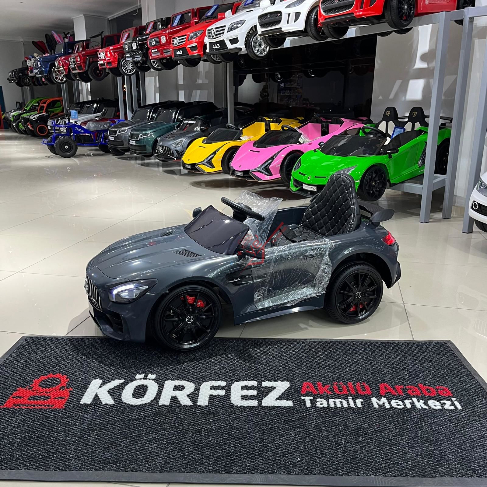 444 GTR SPORT AKÜLÜ ARABA 12V - ANTRASİT