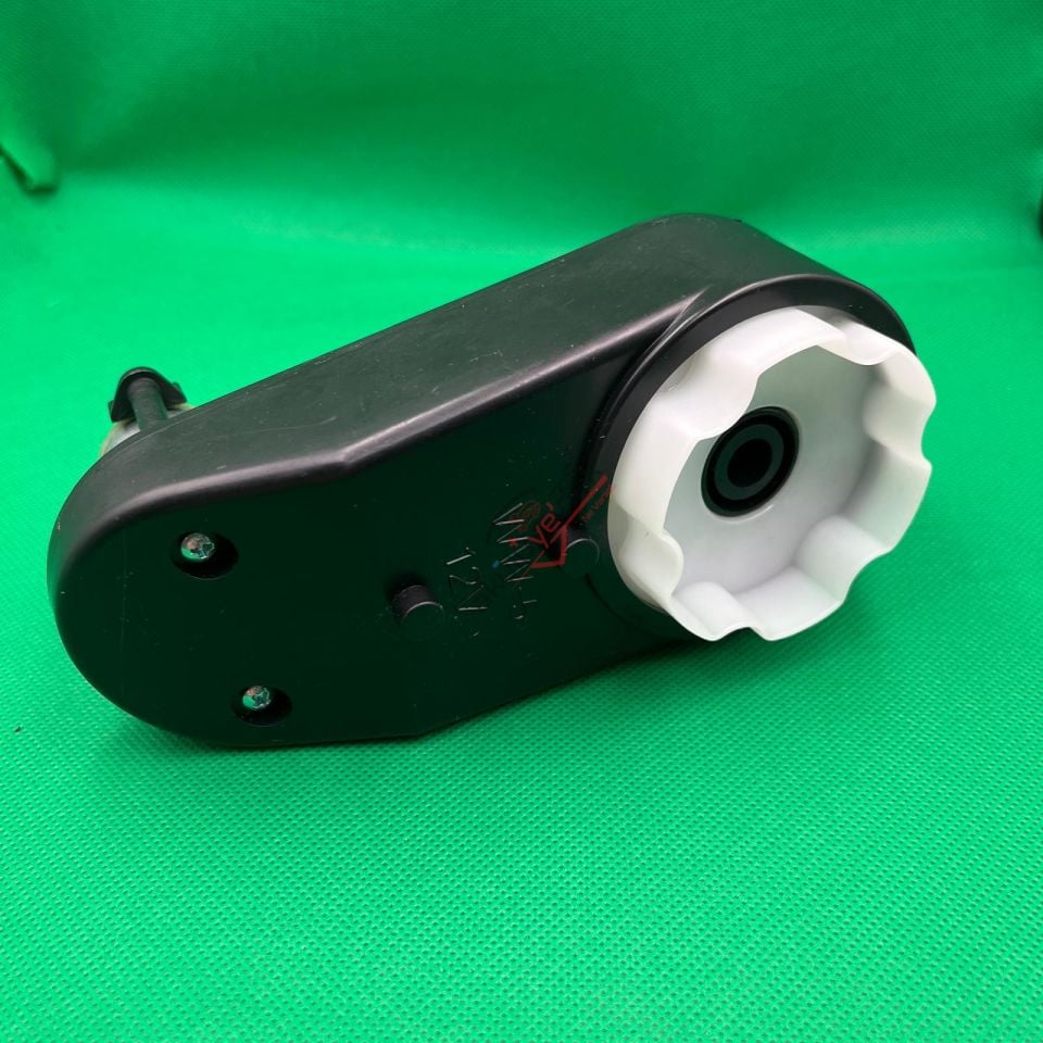 BABYHOPE 12V AKÜLÜ ARABA DİREKSİYON ŞANZIMANI