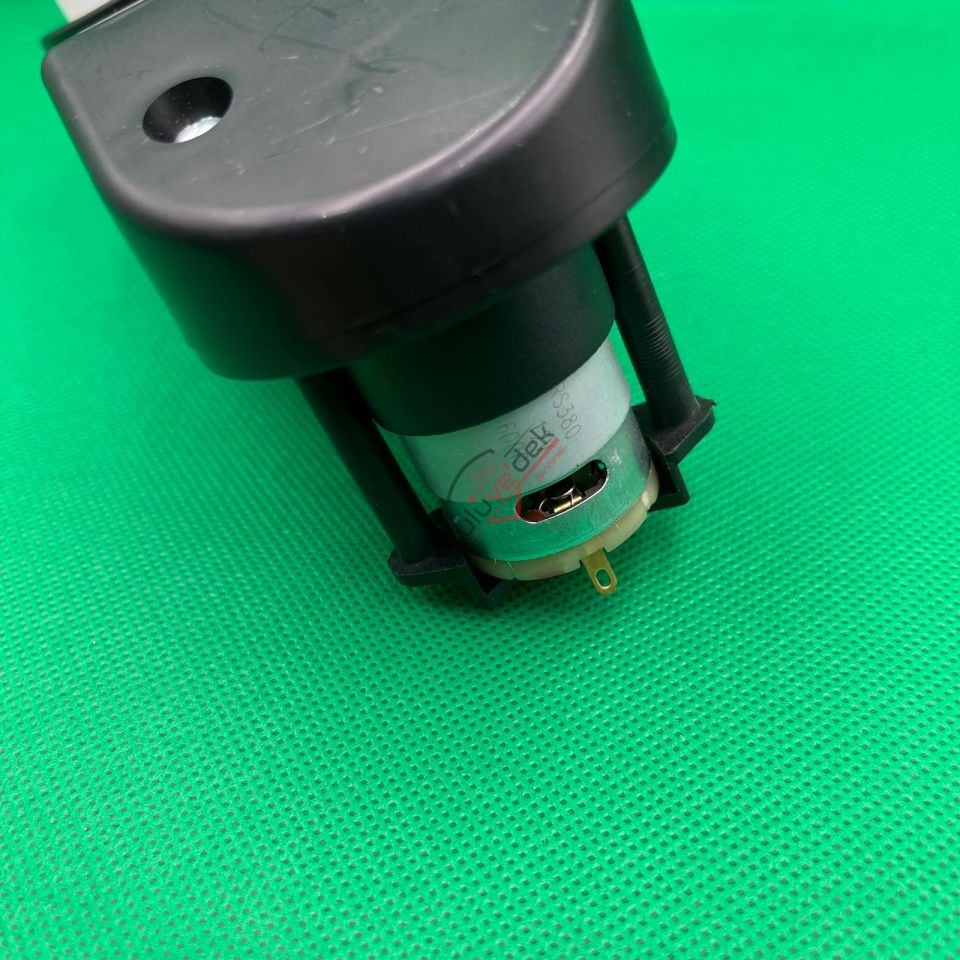 BABYHOPE 12V AKÜLÜ ARABA DİREKSİYON ŞANZIMANI