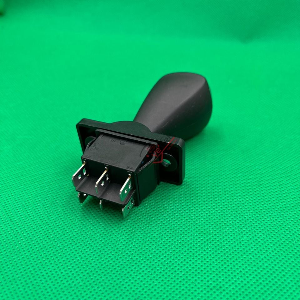 442 COUGAR AKÜLÜ ARABA VİTES  -