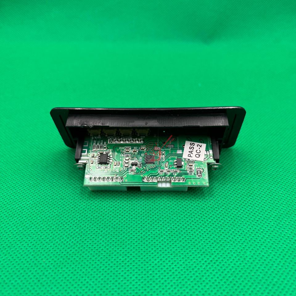 439 BHU12 AKÜLÜ 12V JEEP MP3 ÇALAR -