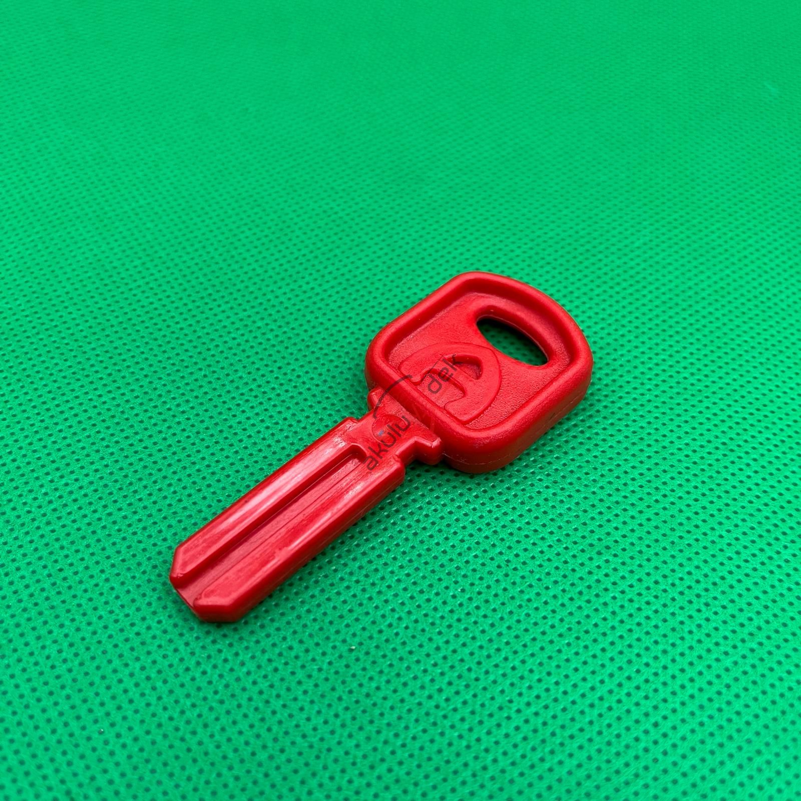 Aliş Akülü Araba Kontak Anahtarı Kırmızı -