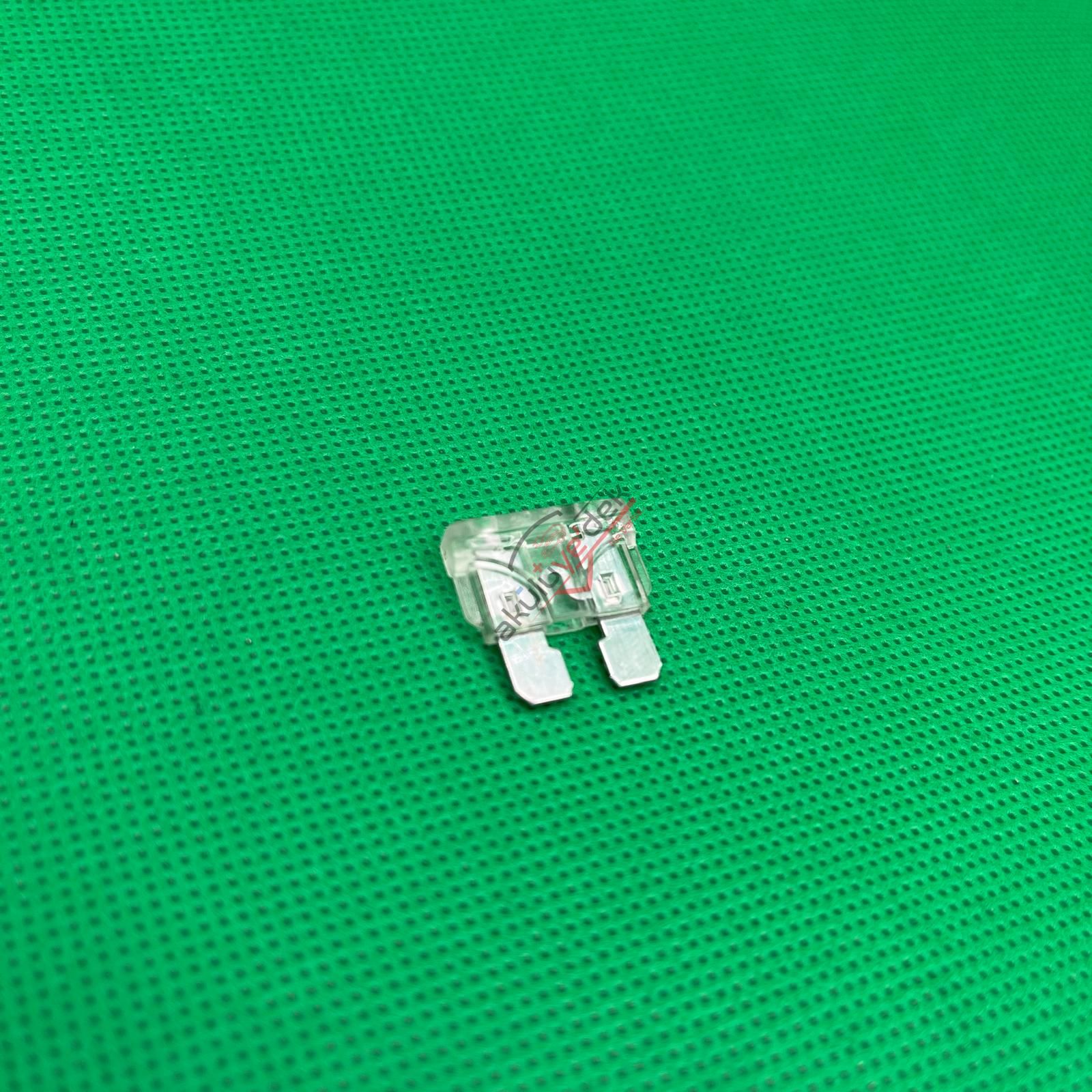 25A BIÇAK SİGORTA AKÜLÜ ARABA İÇİN