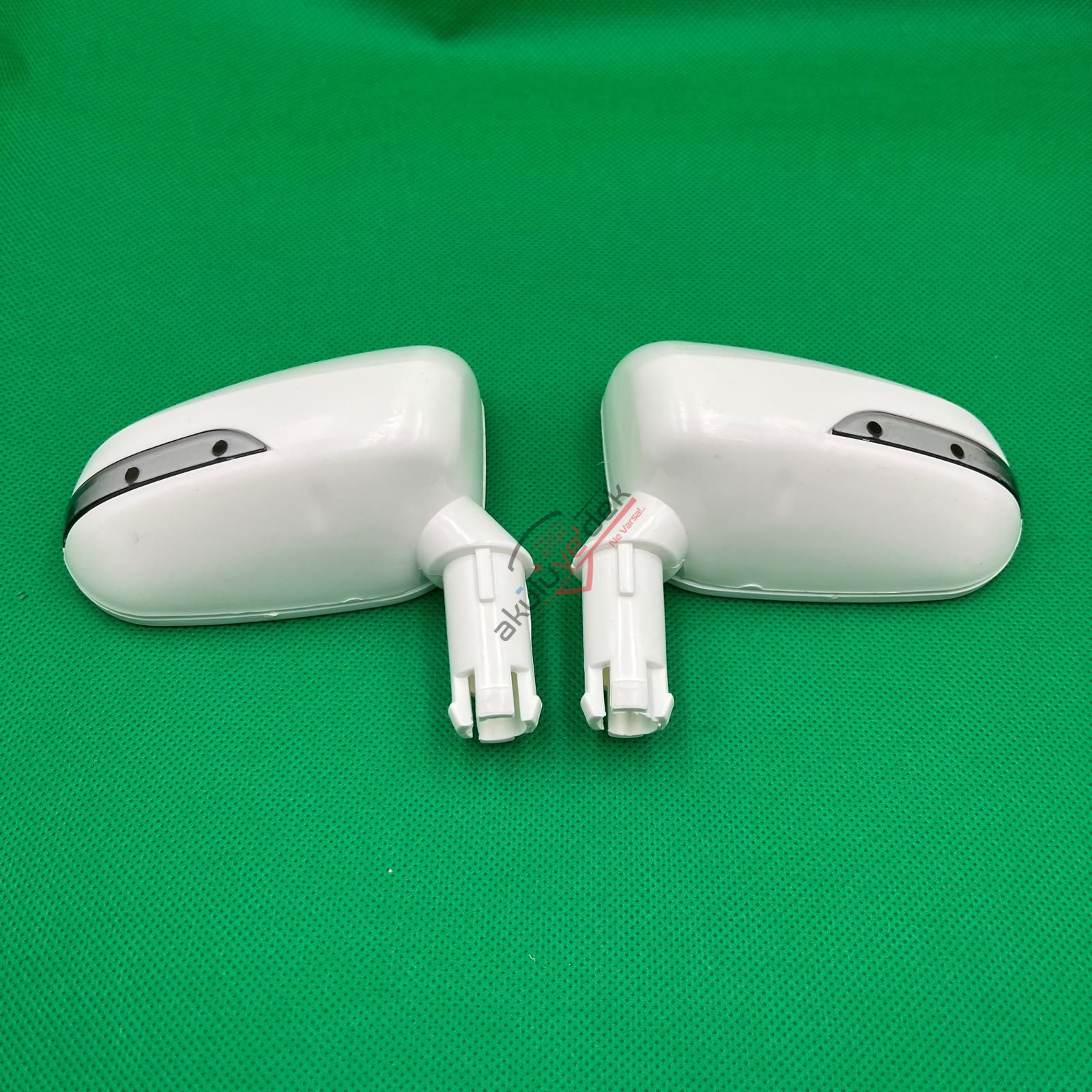 BABYHOPE 442 COUGAR 12V AKÜLÜ ARABA AYNA TAKIMI BEYAZ