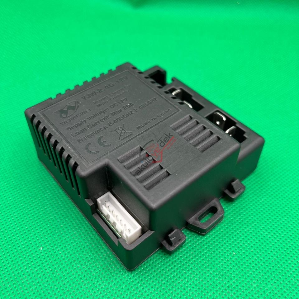 FURKAN TOYS COOL MOTORS 12V BMW İ8 AKÜLÜ ARABA ANAKARTI YJW-2.4G-12V    - K6-D2