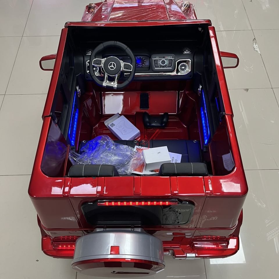 Çift Kişilik Lisanslı Mercedes Mega Boy G65 Akülü Araba