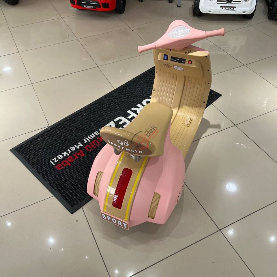 12V vespa dizayn Akülü Motor Pembe
