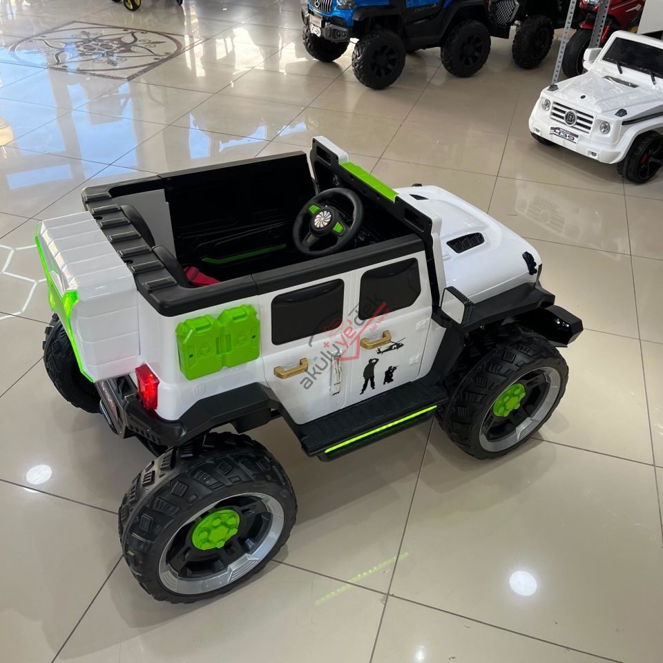 4X4 12V KUMANDALI AKÜLÜ ARABA JEEP DİZAYN
