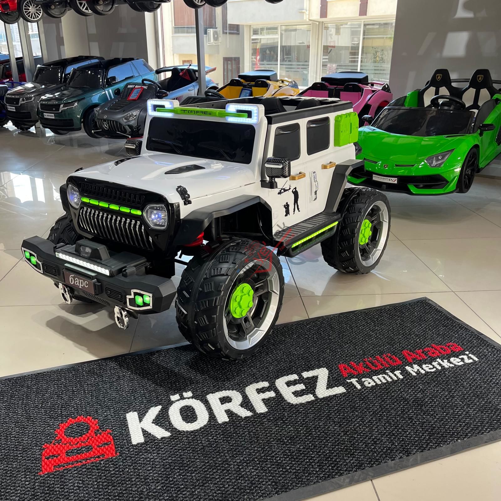 4X4 12V KUMANDALI AKÜLÜ ARABA JEEP DİZAYN