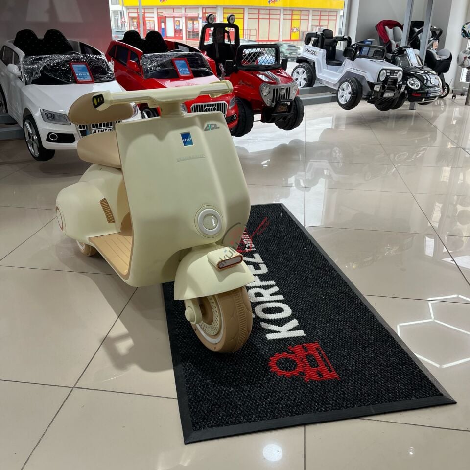 12V vespa dizayn Akülü Motor krem