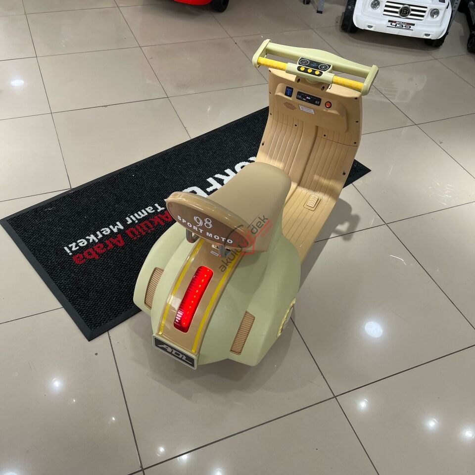 12V vespa dizayn Akülü Motor Suyeşili