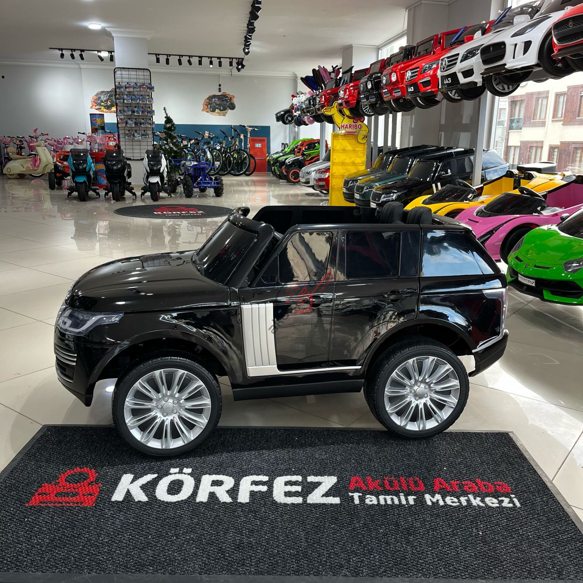 24V Range Rover Tabletli Akülü Araba çift kişilik