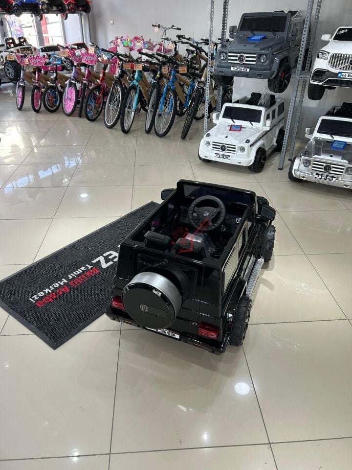 439A BHU12 AKÜLÜ JEEP 12V - siyah