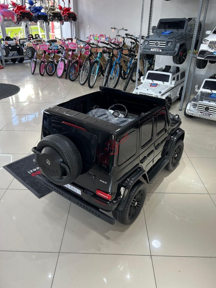 MEGA KASA MERCEDES G63 24V TABLETLİ AKÜLÜ ARABA - SİYAH