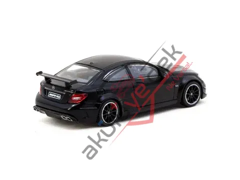 Tarmac Works 1/64 Mercedes-Benz C 63 AMG Coupé Black Series Matte Black - GLOBAL64 T64G-009-MB