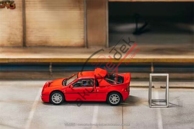 Tarmac Works 1/64 Ford RS200 Red - HOBBY64+ T64PR-001-RE