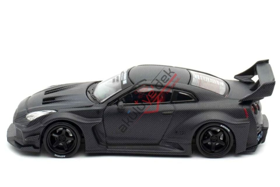 Inno 1/64 NISSAN GT-R (R35) LBWK SUPER SILHOUETTE 35GT-RR Full Carbon IN64-LBWKR35-FC