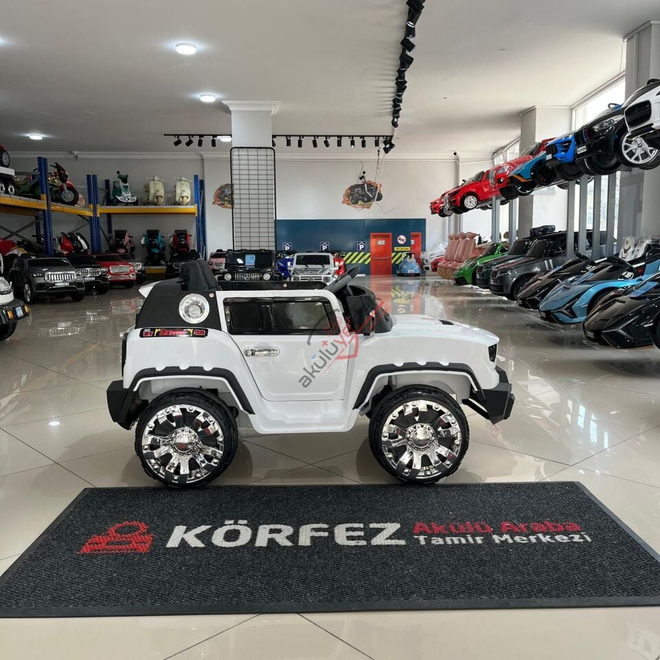 Iznik Kumandalı Akülü Araba Akülü Jeep 12v 4x2 / Beyaz