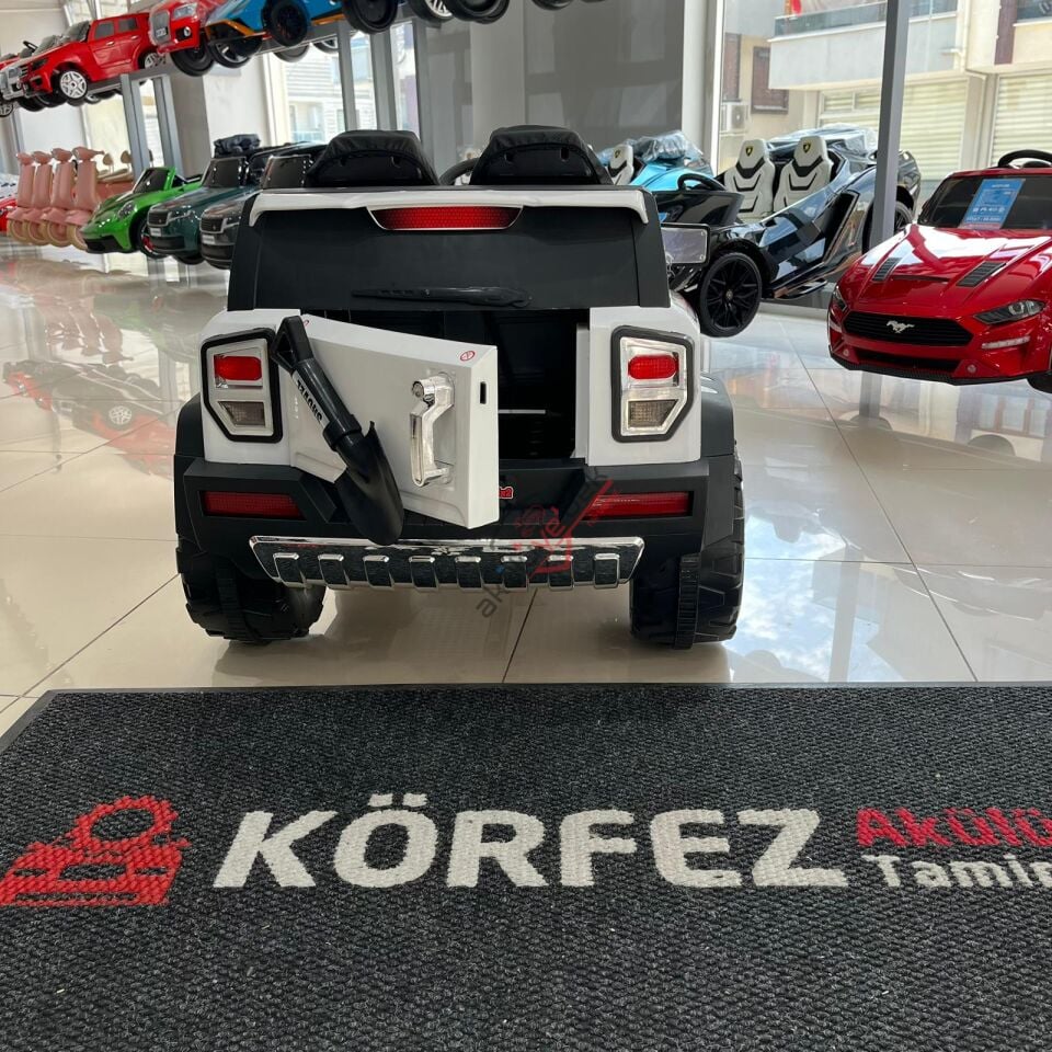 Iznik Kumandalı Akülü Araba Akülü Jeep 12v 4x2 / Beyaz