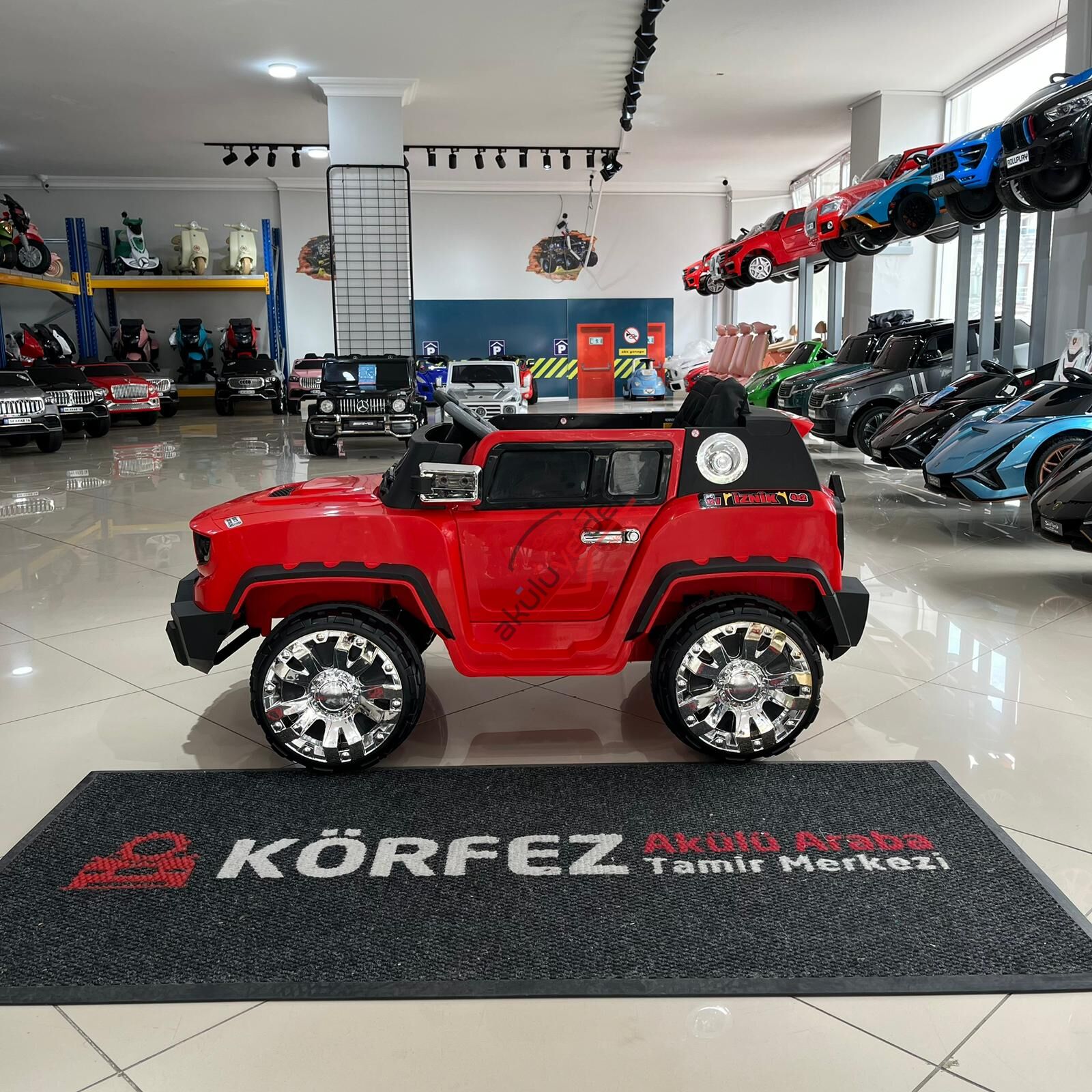 Akar İznik 12 V Çift Kişilik Uzaktan Kumandalı Akülü Araba Jip 4×2