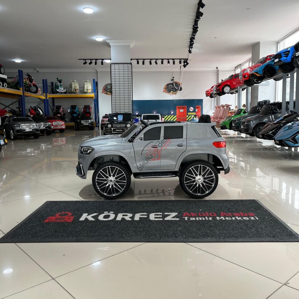 Akar Voyage GT Gri Uzaktan Kumandalı 4X2 12 VOLT Akülü Araba(97-244)