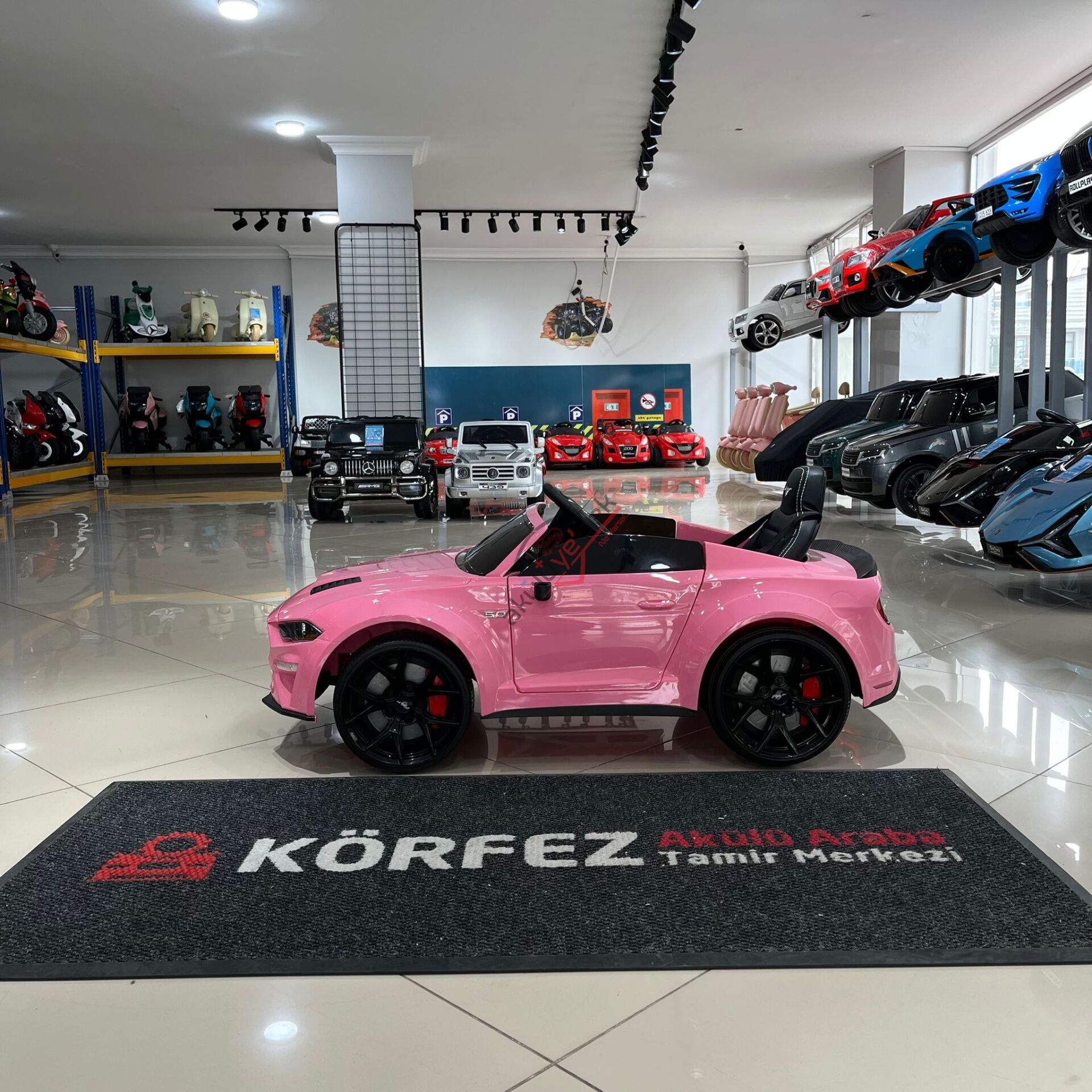 LİSANSLI MUSTANG 24V DRİFT ÖZELLİKLİ AKÜLÜ ARABA