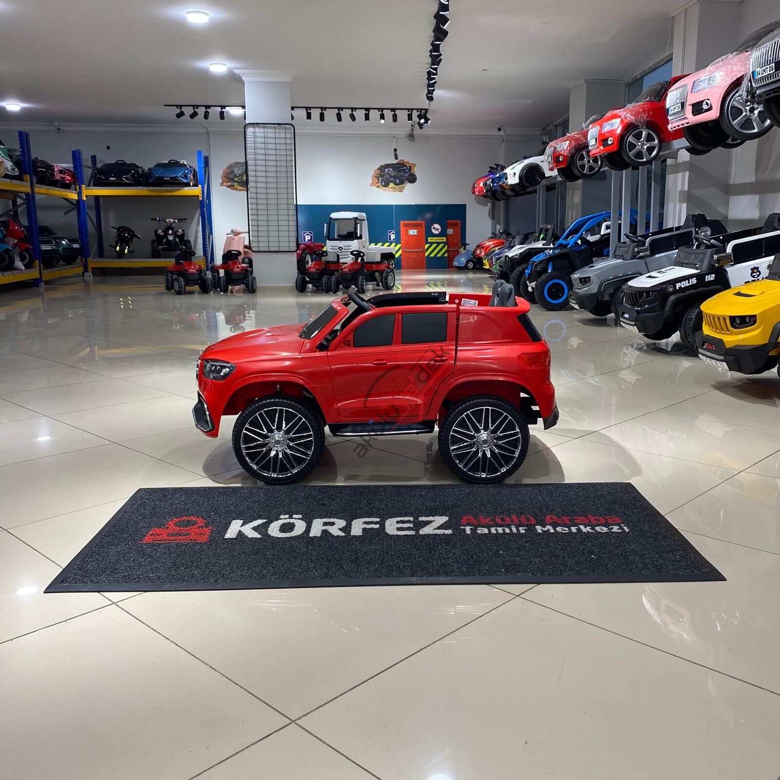 Akar Bold GT Kırmızı Uzaktan Kumandalı 4X2 12 VOLT Akülü Araba(97-176)