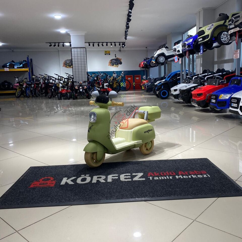 Wespina Kumandalı Akülü Motor 6V yeşil