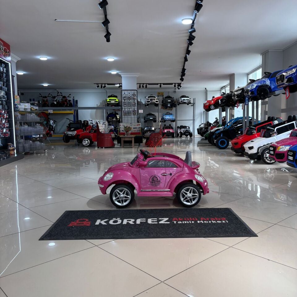 Tostos 12V Uzaktan Kumandalı Akülü Araba