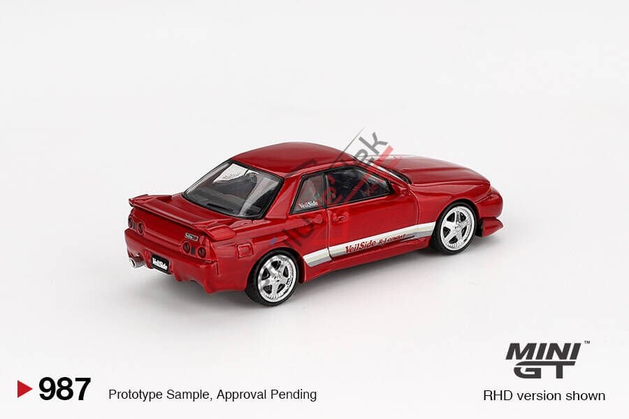 Mini GT 1/64 Nissan Skyline GT-R (R32) VeilSide Combat C-I Gem Red MGT00987